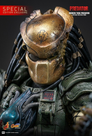 Broken Tusk (Predator) от Hot Toys