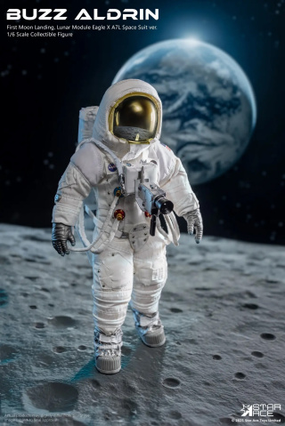 Buzz Aldrin (Edwin Eugene Aldrin) от STAR ACE Toys