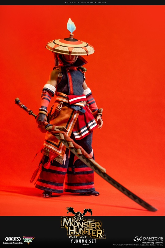 Jieyun  от NAUTS x DAMTOYS