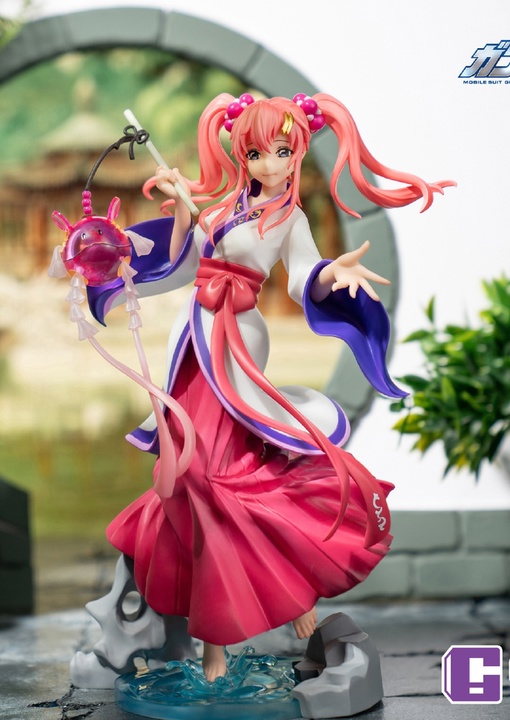 Lacus Clyne от  Bandai STUDIO