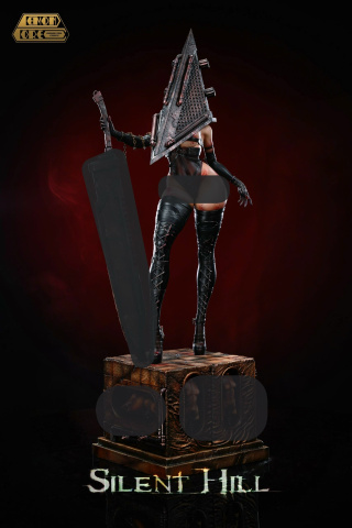 Pyramid Head от Demon Core Studio