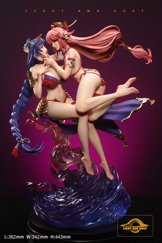 Yae Miko & Raiden Shogun от Light and Dust Studio