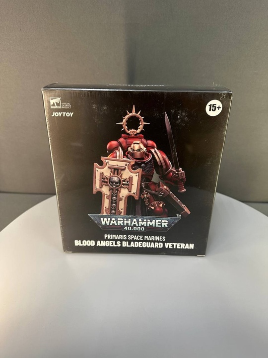 Blood Angels Bladeguard Veteran  от 
 JoyToy