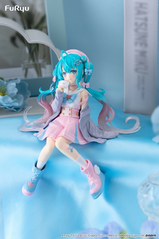 Hatsune Miku  от FuRyu
