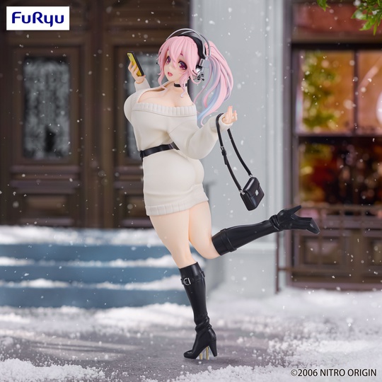 Super Sonico от FuRyu