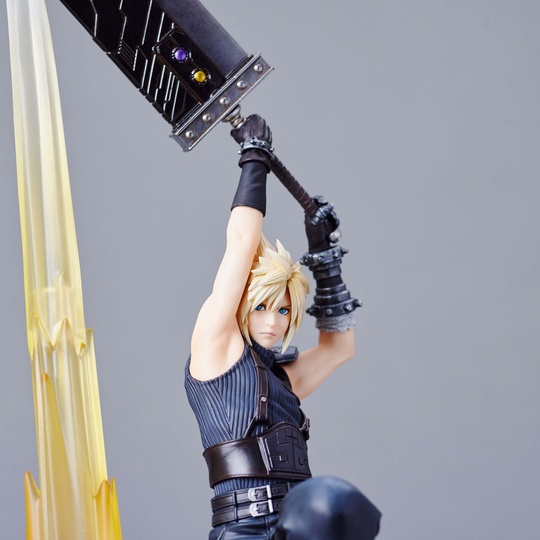 Cloud Strife от SQUARE ENIX