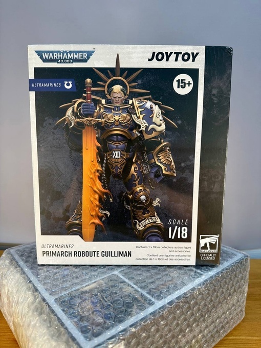Roboute Guilliman от 
 JoyToy